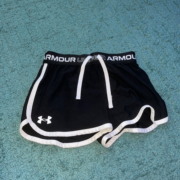 Under Armour shorts (size M) - Picture 1 of 1